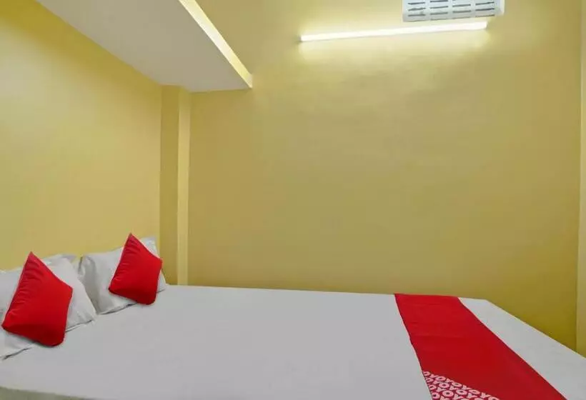 ホテル Super Oyo Flagship M Adarsh Guest House