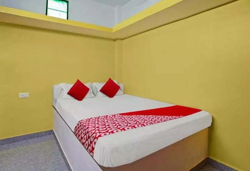 ホテル Super Oyo Flagship M Adarsh Guest House