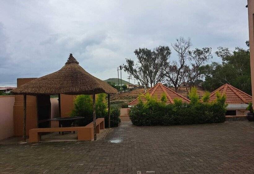 پانسیون Jate Guest House