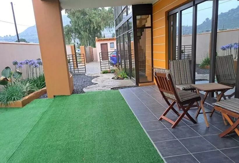 پانسیون Jate Guest House