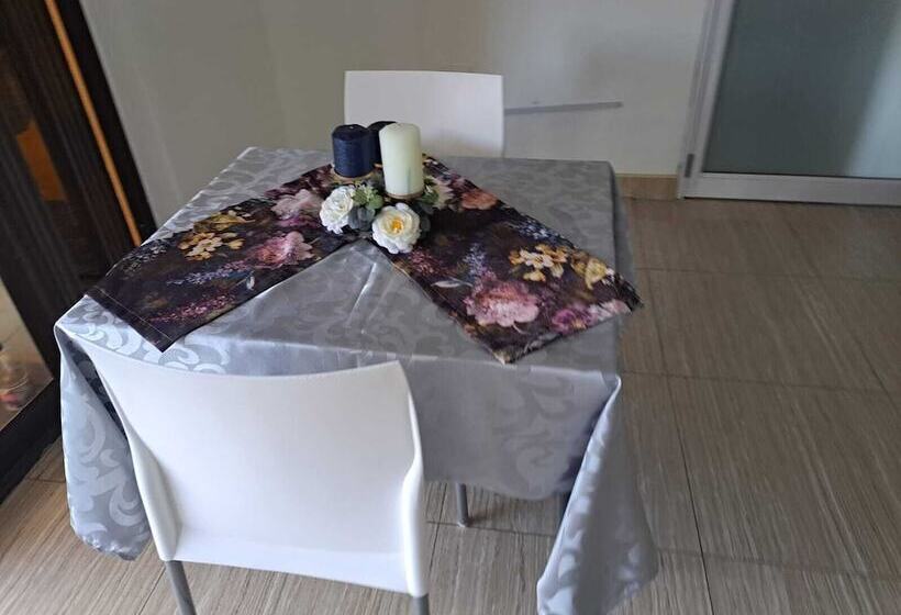 پانسیون Jate Guest House