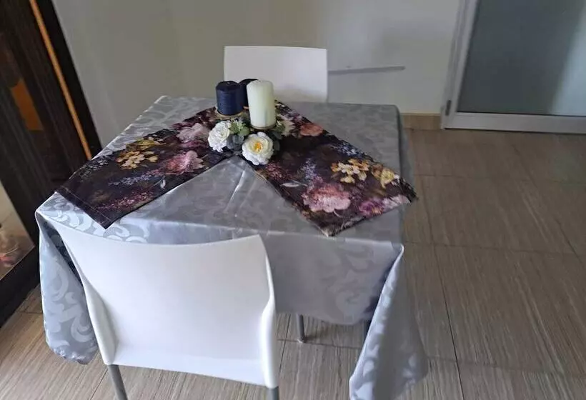 پانسیون Jate Guest House
