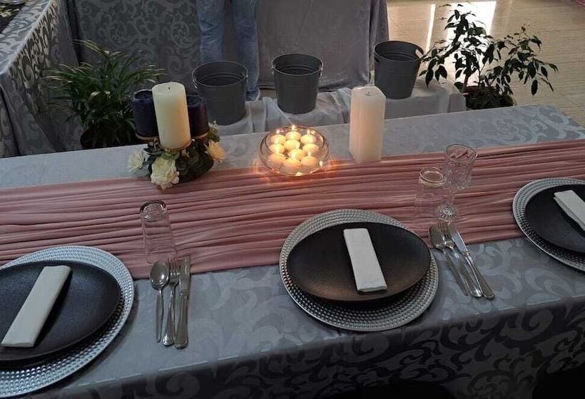 پانسیون Jate Guest House