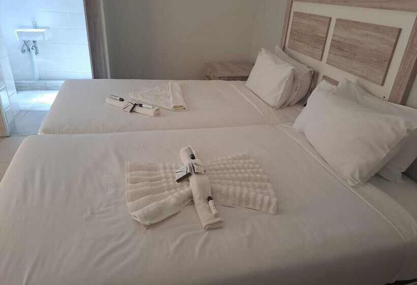 پانسیون Jate Guest House