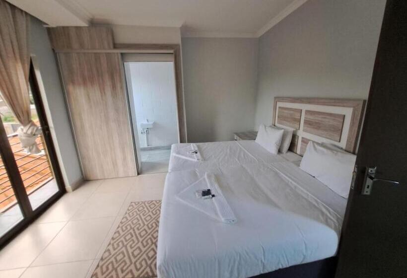 پانسیون Jate Guest House