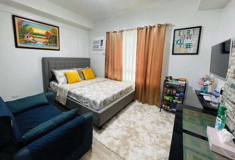 הוסטל Gravins616 Condo Bcd