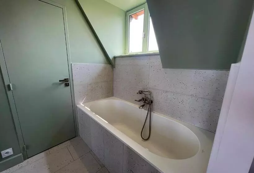 ベッドアンドブレックファースト Logis   La Maison à Pan De Bois   Chambre Art Deco