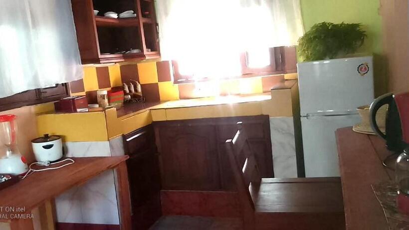 بنسيون Maison D Hôtes Villa Mont Du Pèlerin à Toamasina Madagascar