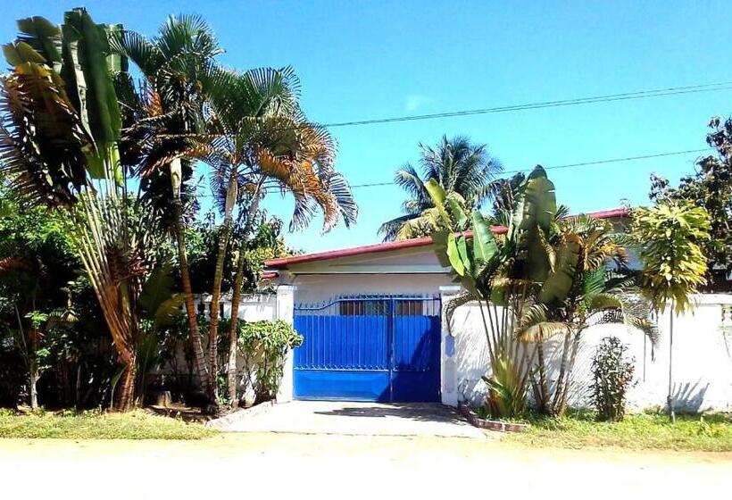 بنسيون Maison D Hôtes Villa Mont Du Pèlerin à Toamasina Madagascar