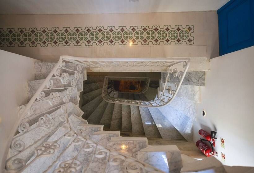 پانسیون Mandera S Boutique Suites & Dorms