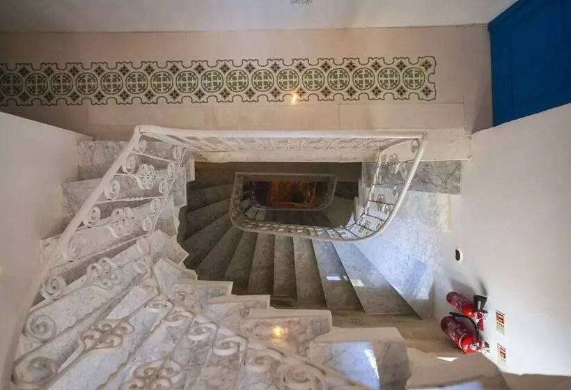 پانسیون Mandera S Boutique Suites & Dorms