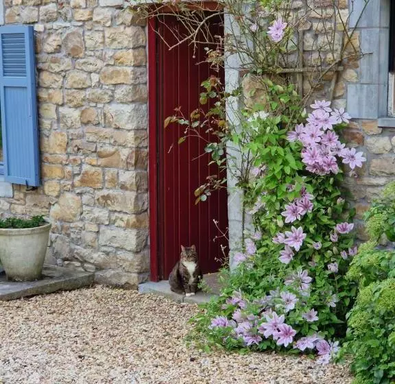 ベッドアンドブレックファースト Habitat