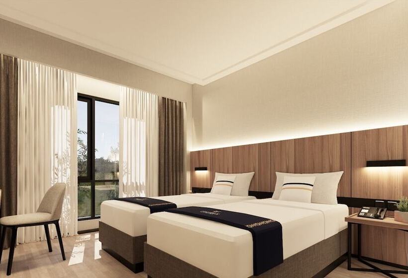 Fieris Hotel & Convention Kertajati