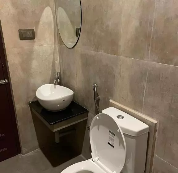 هتل Cactus Inn