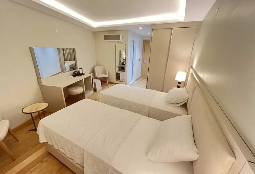 Hotelli Sezer S Oliva