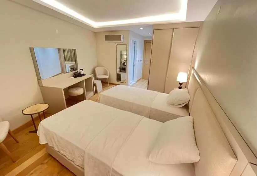 Hotelli Sezer S Oliva