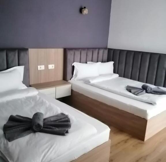 פנסיון La Roby Si Niko