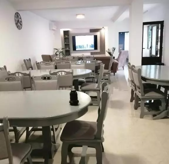 پانسیون La Roby Si Niko