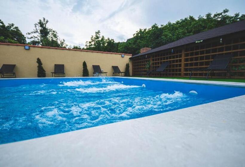 פנסיון La Roby Si Niko