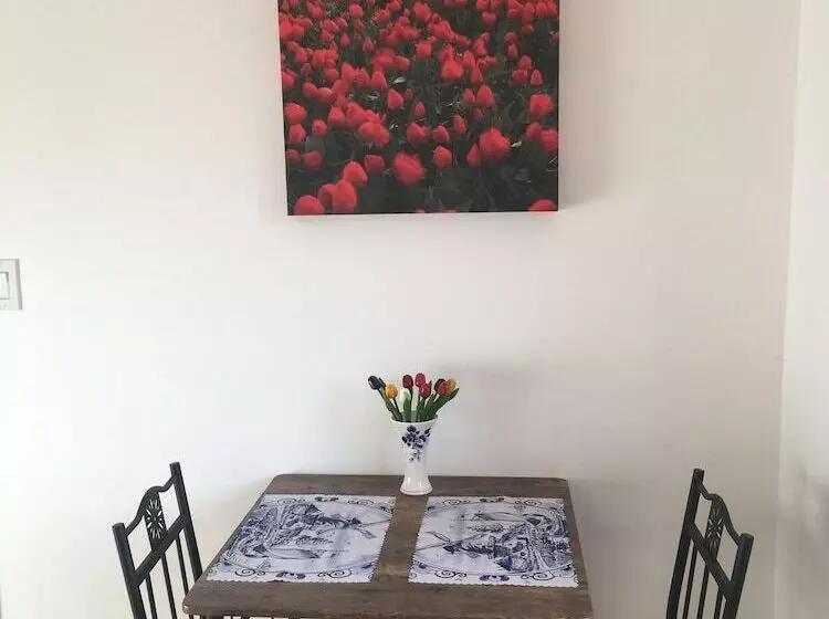 The Blue Cottage B&b