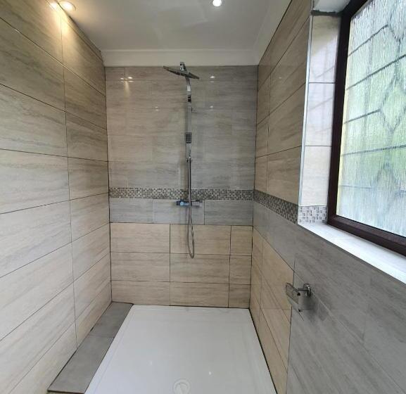 بنسيون Bungalow In Leafy Area