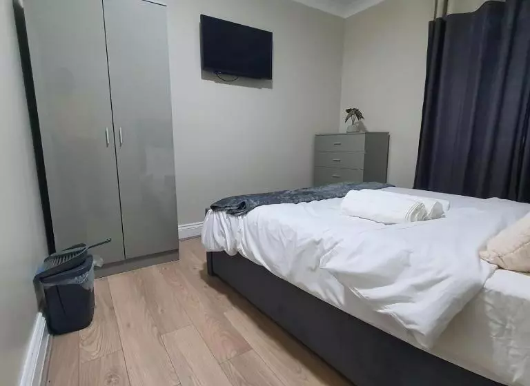 ペンション Bungalow In Leafy Area