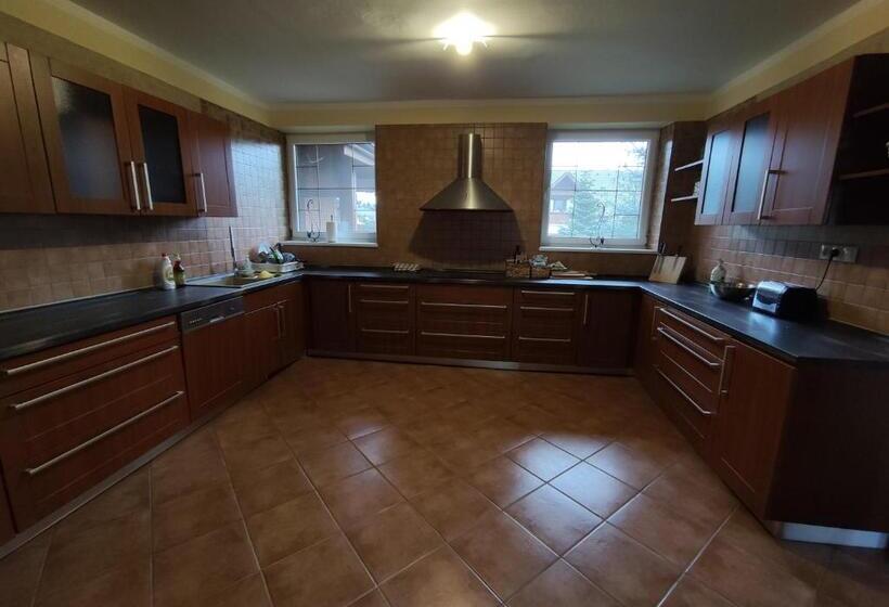 پانسیون Villa Cassandra