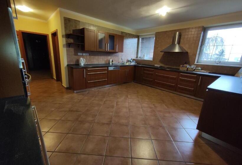 پانسیون Villa Cassandra