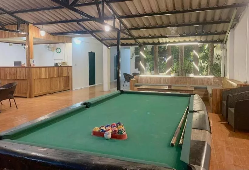 ベッドアンドブレックファースト Vang Vieng Lily Guesthouse