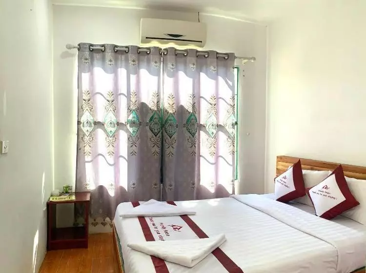 ベッドアンドブレックファースト Vang Vieng Lily Guesthouse