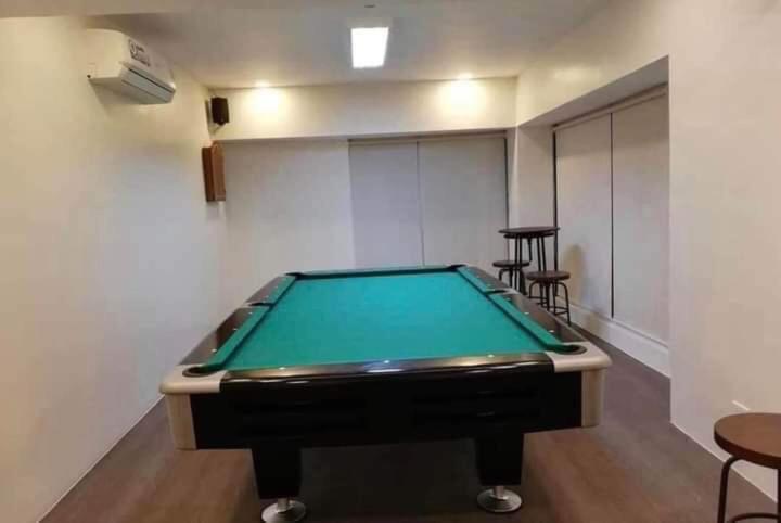 פנסיון Budget Condo 2 Bedrooms