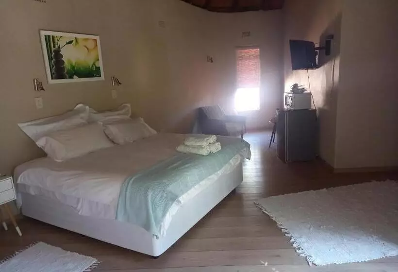 ペンション Ekuphumleni Holistic Healing Center