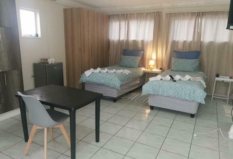 Phindulo Bed And Breakfast No Loadshedding, Smart Tvs & Unlimited Free Fibre Wifi