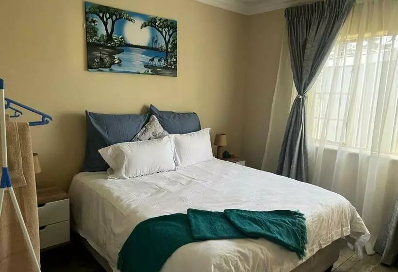 Phindulo Bed And Breakfast   No Loadshedding, Smart Tvs & Unlimited Free Fibre Wifi
