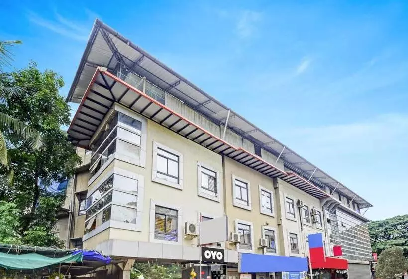 ホテル Super Oyo Flagship Karipur Residency