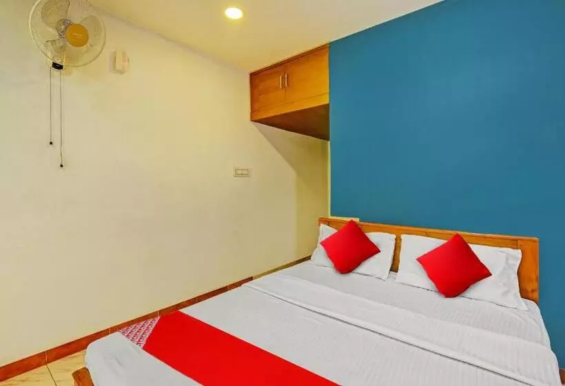 ホテル Super Oyo Flagship Karipur Residency