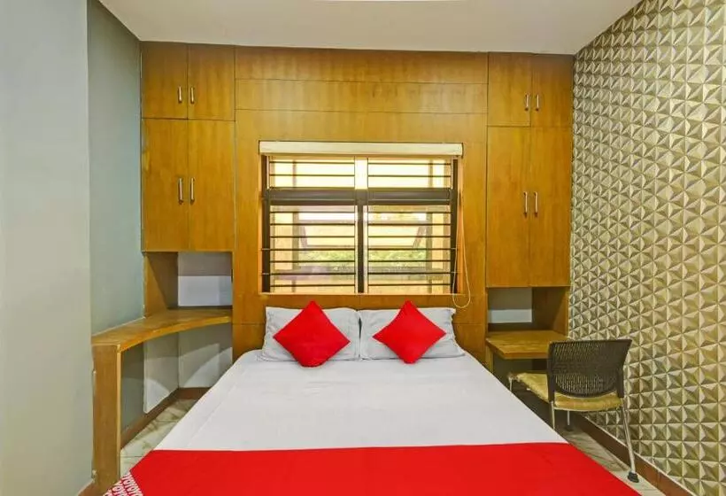 ホテル Super Oyo Flagship Karipur Residency