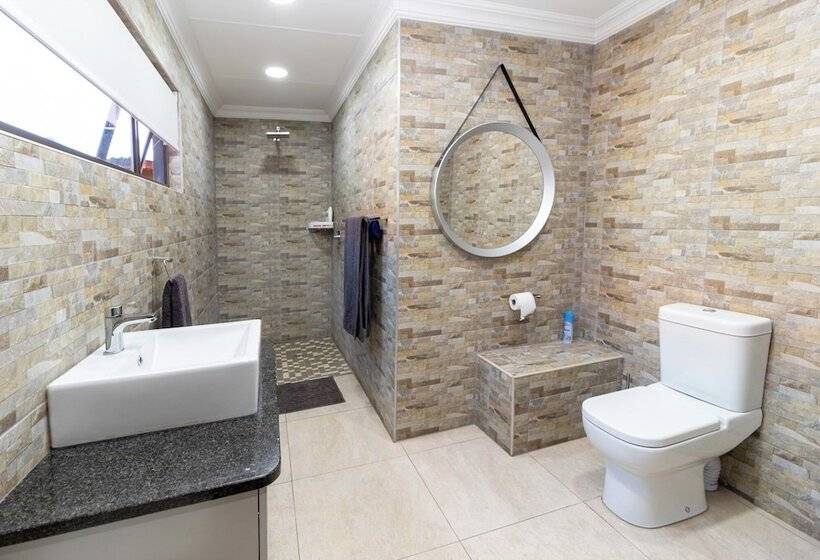 بنسيون Somethin Special