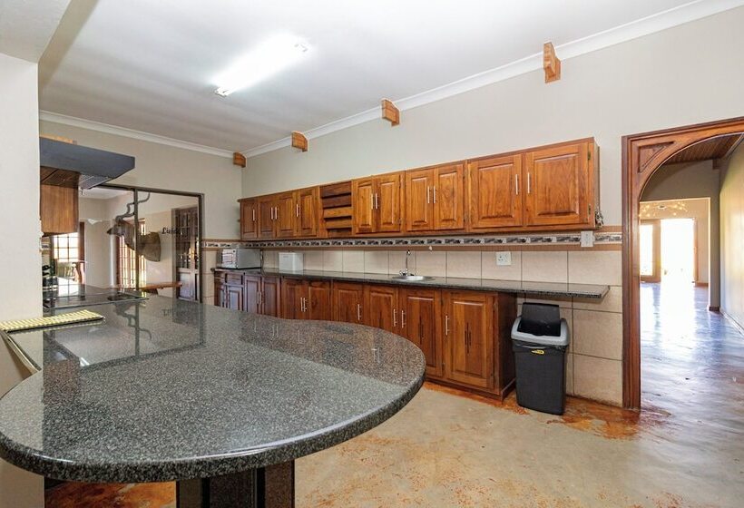 بنسيون Somethin Special