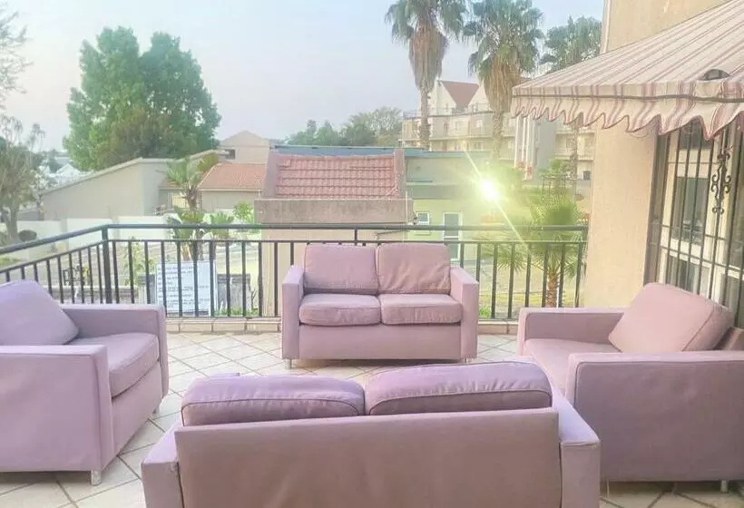 ペンション Sunny Stay Guesthouse Rooms And Breakfast Option