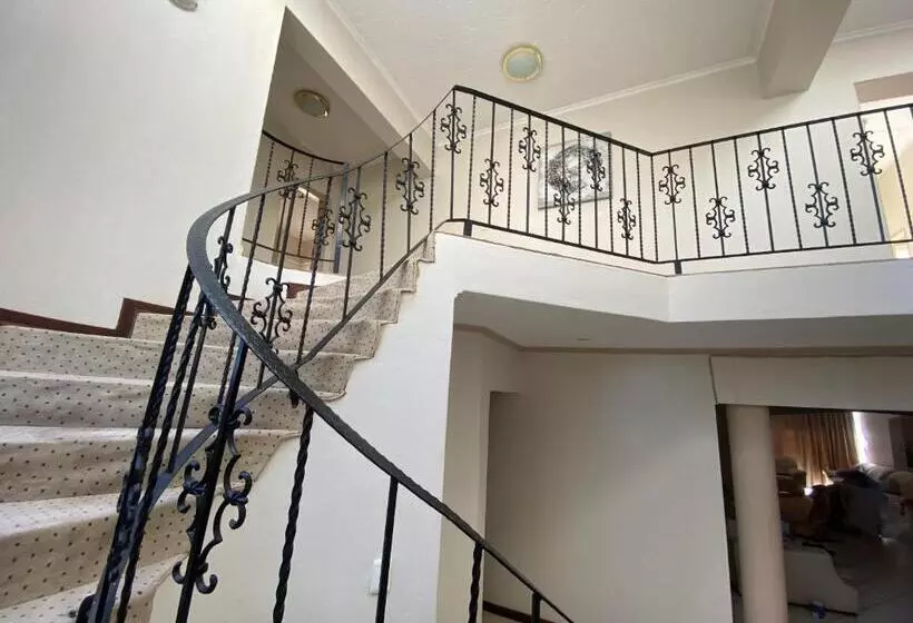 ペンション Sunny Stay Guesthouse Rooms And Breakfast Option