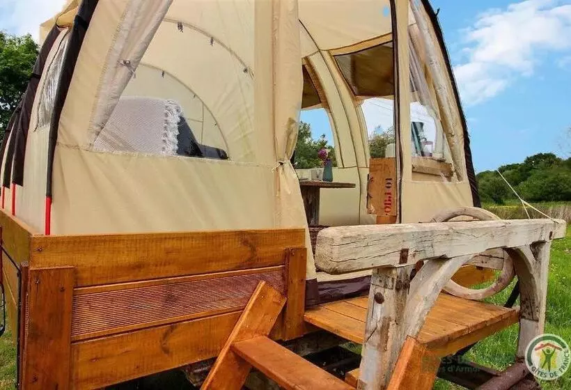 Aamiaismajoitus (B&B) La Caleche De Kergomar