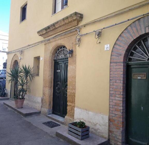 بنسيون Foresteria Del Teatro