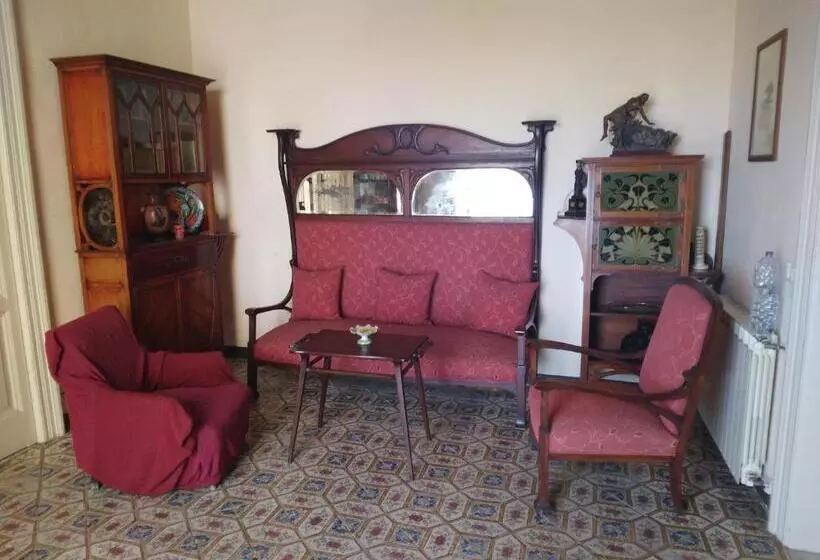 پانسیون Foresteria Del Teatro