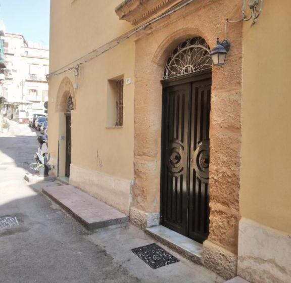 بنسيون Foresteria Del Teatro