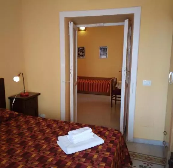 پانسیون Foresteria Del Teatro