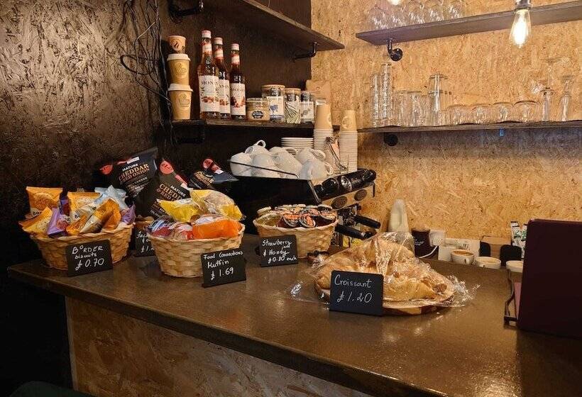 פנסיון Harriette S Guest House