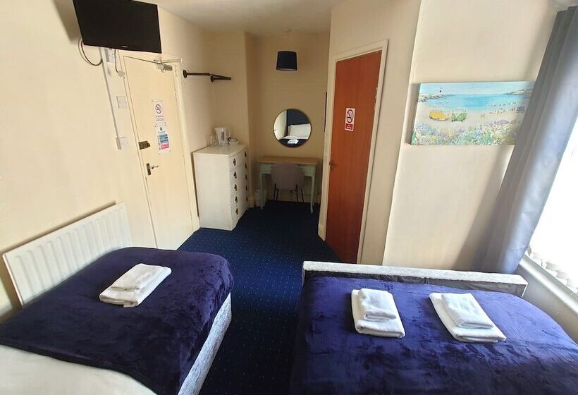 פנסיון Harriette S Guest House