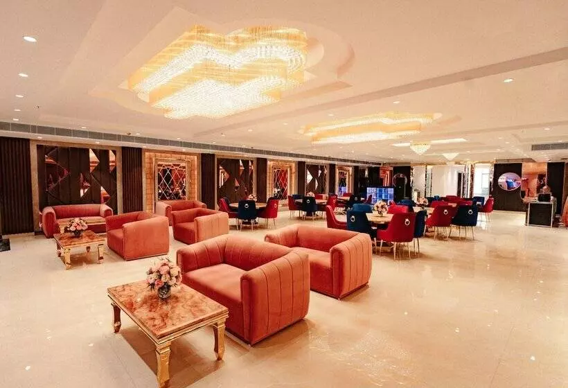 The Eliot Hotel & Banquet