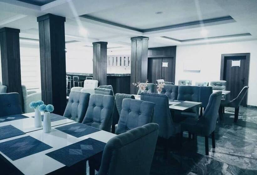 Boston Hill Resort & Hotel Ltd